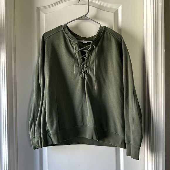 Olive green lace up pullover large - Picture 1 of 4